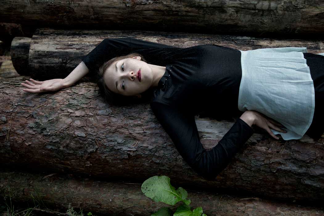 Śpiąc w dzikim lesie